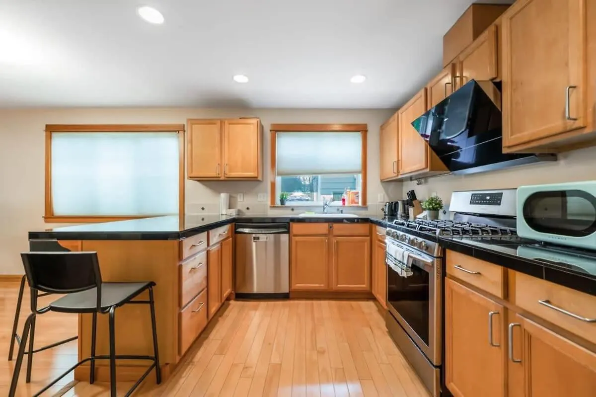 Holiday home Urban Oasis- Central 2 Bedroom Unit, Walking Distance To Seattle'S Top Attractions
